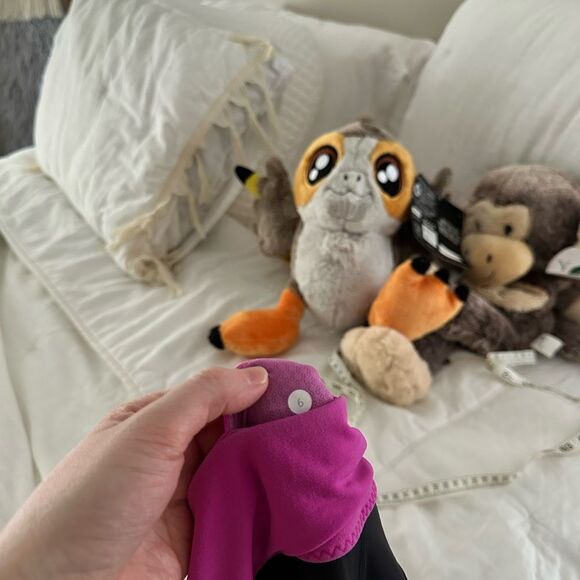 Lululemon Women’s 6 Pink Black High Waisted Leggings - Picture 2 of 9